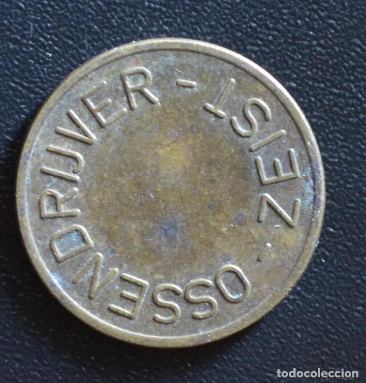 Monnaies locales: FICHA  -  JETON  -  TOKEN  -  AUTOMATEN SERVICE