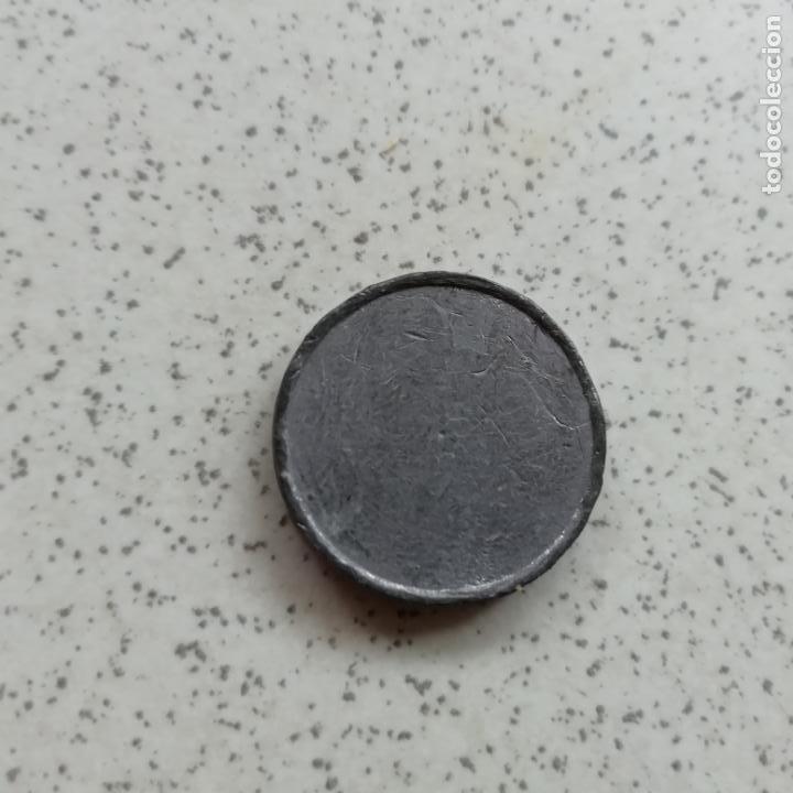 Monedas locales: Cospel de plomo de 100 pesetas - Foto 2