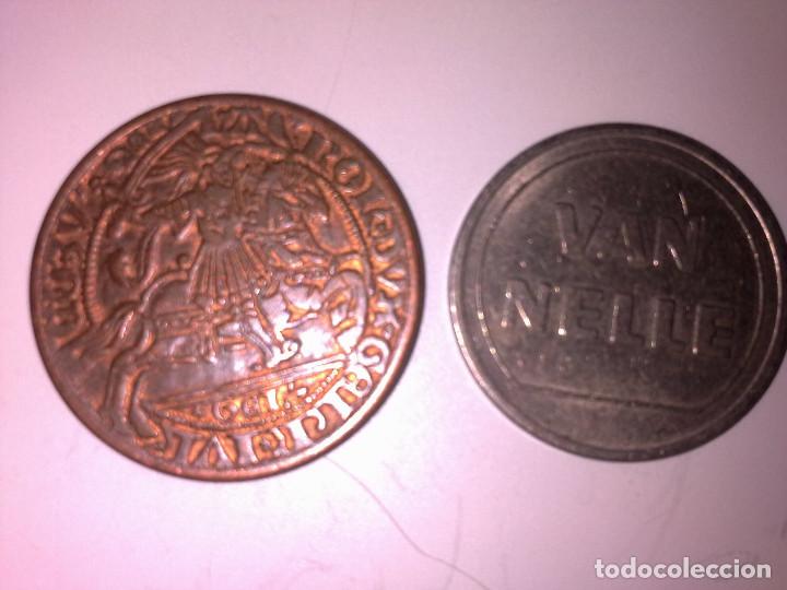 Monedas locales: 2 FICHAS -TOKEN VAN NELLE - Foto 2