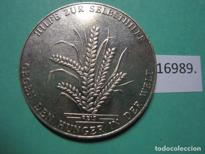 Monedas locales: ficha, token, jet&oacute;n - Foto 1