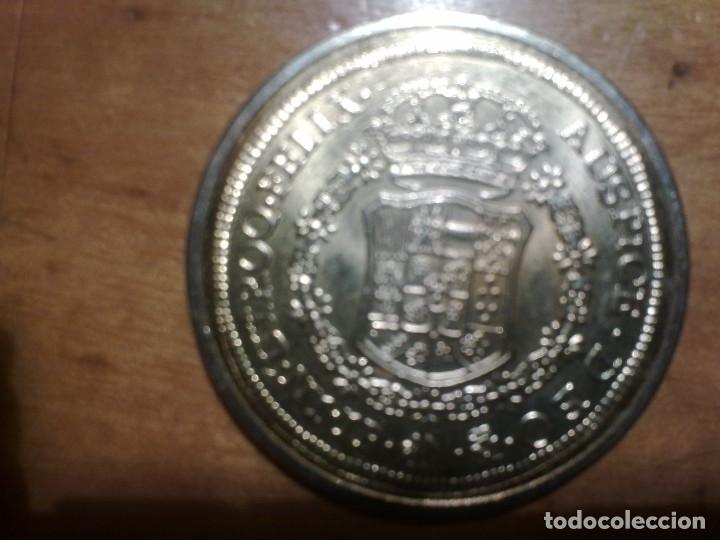 Monedas locales: MONEDA CARLOS III REPLICA - Foto 2