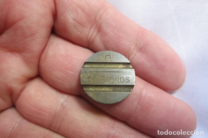 Monedas locales: Ficha de telefonos H - Foto 1