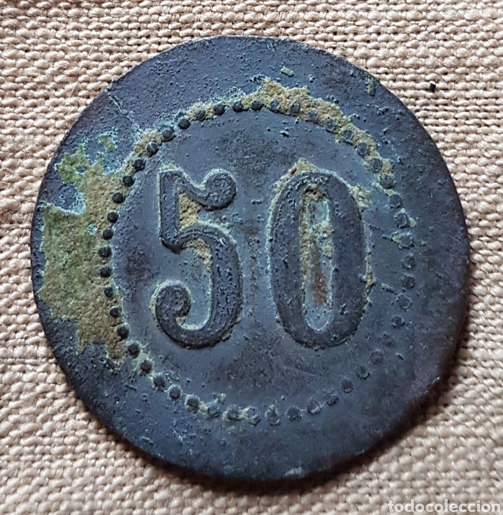 Monedas locales: Antigua ficha de 50 centimos - Foto 1
