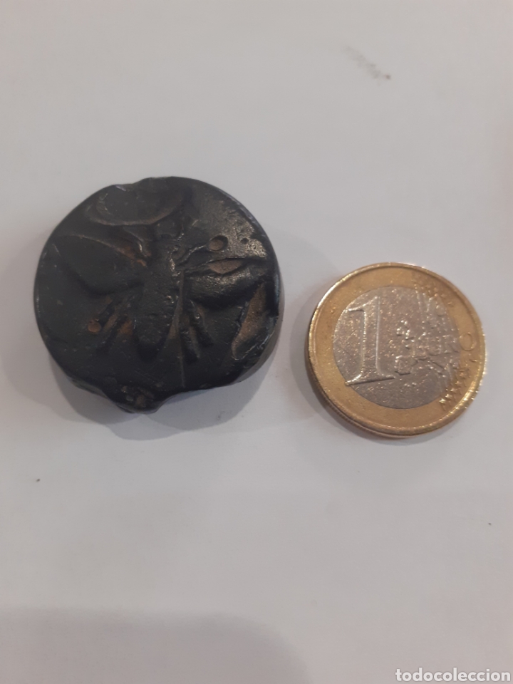Monedas locales: Curiosa moneda de pasta o lacre - Foto 1