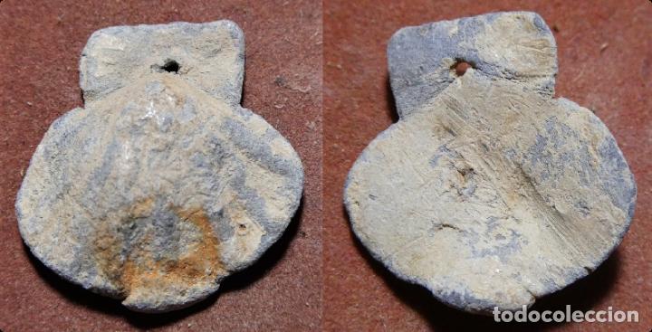 Monedas locales: plomo en forma de concha Venera - Foto 1