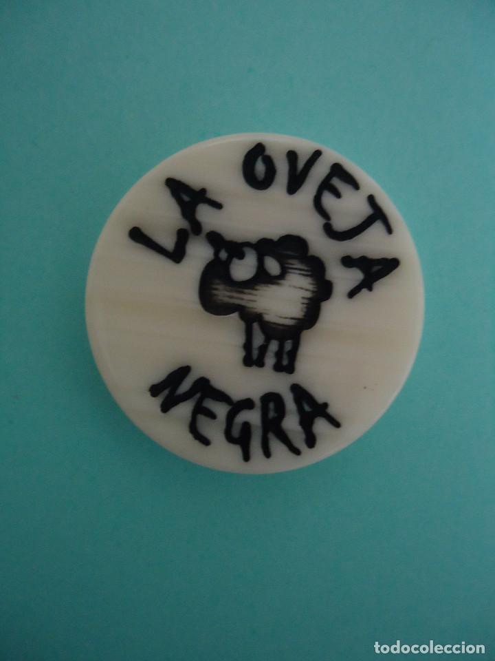 Monedas locales: FICHA EN PLASTICO LA OVEJA NEGRA. -- 19 - Foto 1