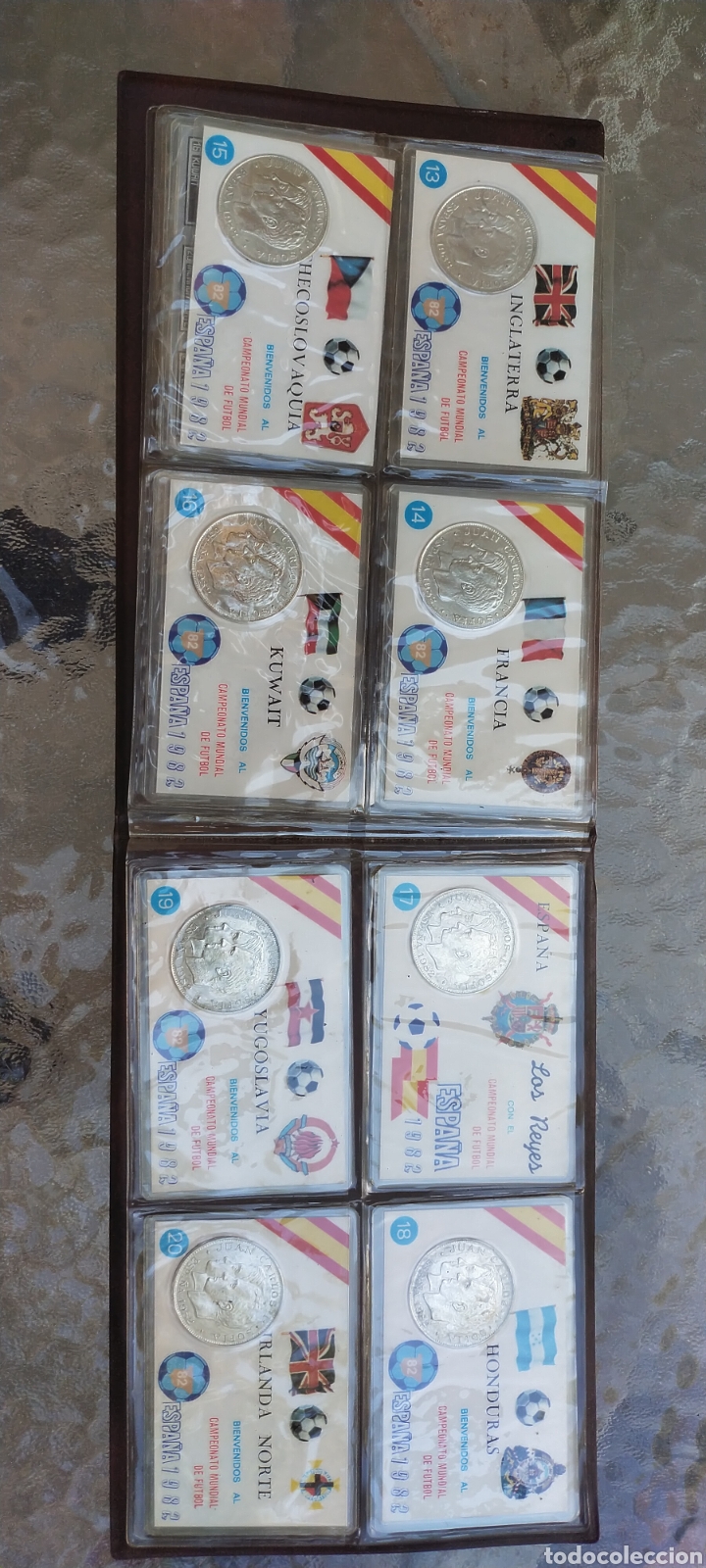 Monedas locales: Carnet moneda mundial 1982 - Foto 3