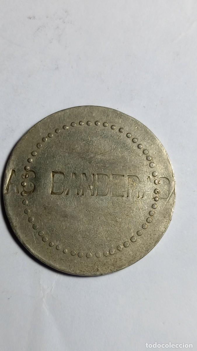 Monedas locales: FICHA 10 C. BANDERAS ?? - Foto 2