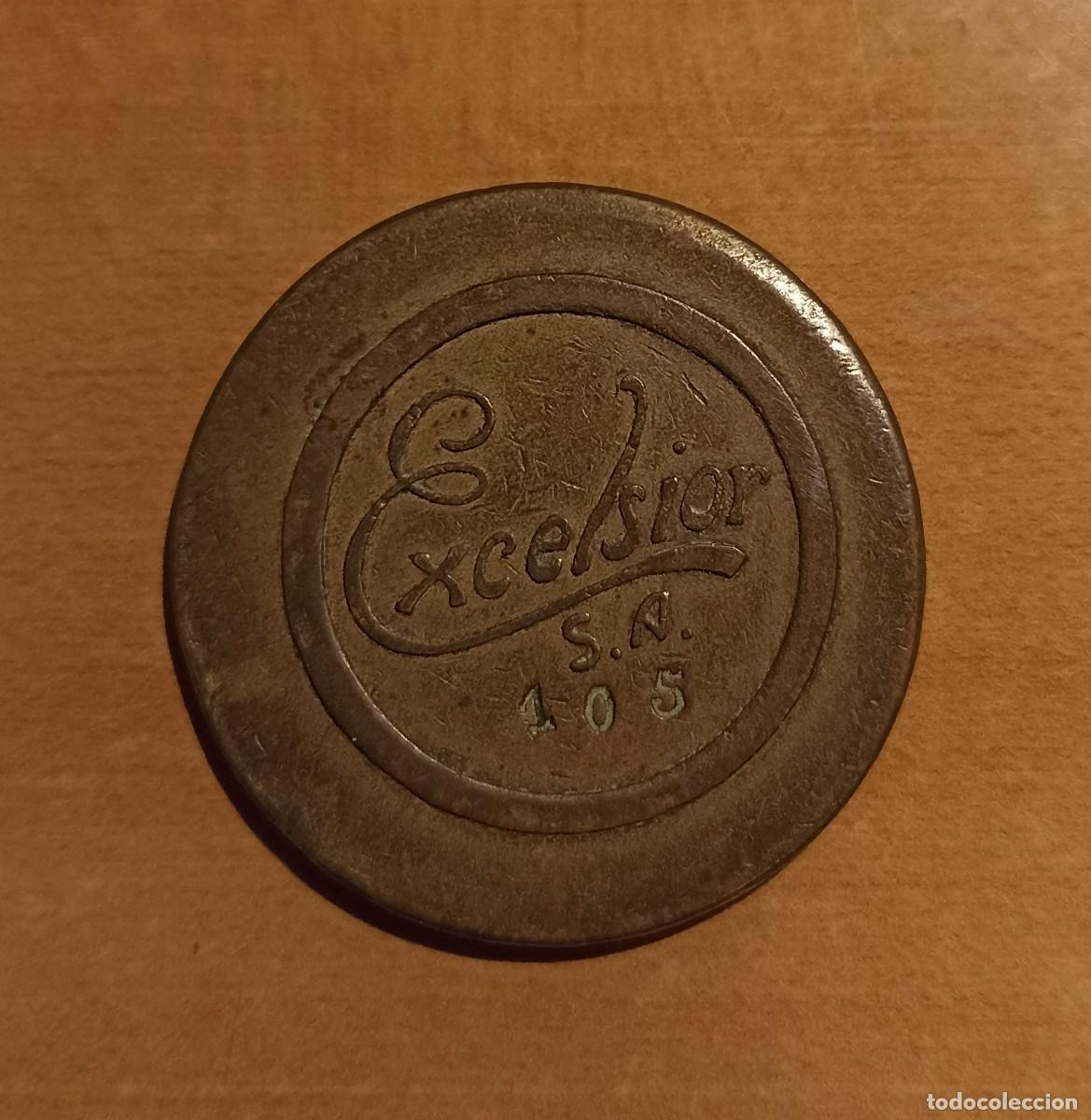 Monedas locales: FICHA CAF&Eacute; EXCELSIOR 5 PESETAS SEVILLA - Foto 1