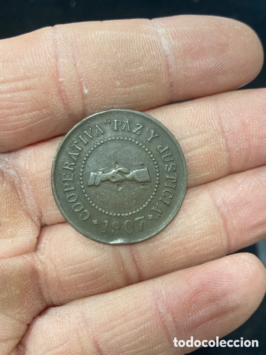 Monedas locales: Antigua ficha a clasificar - Foto 2