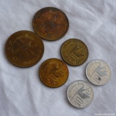 Monedas locales: 6 FICHAS DE 1 PESETA, 50 CENTÍMOS Y 10 CÉNTIMOS LA HISPANO SUIZA DE BARCELONA