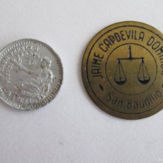 Monedas locales: DOS FICHAS COMERCIALES DE BARCELONA Y SAN BAUDILIO