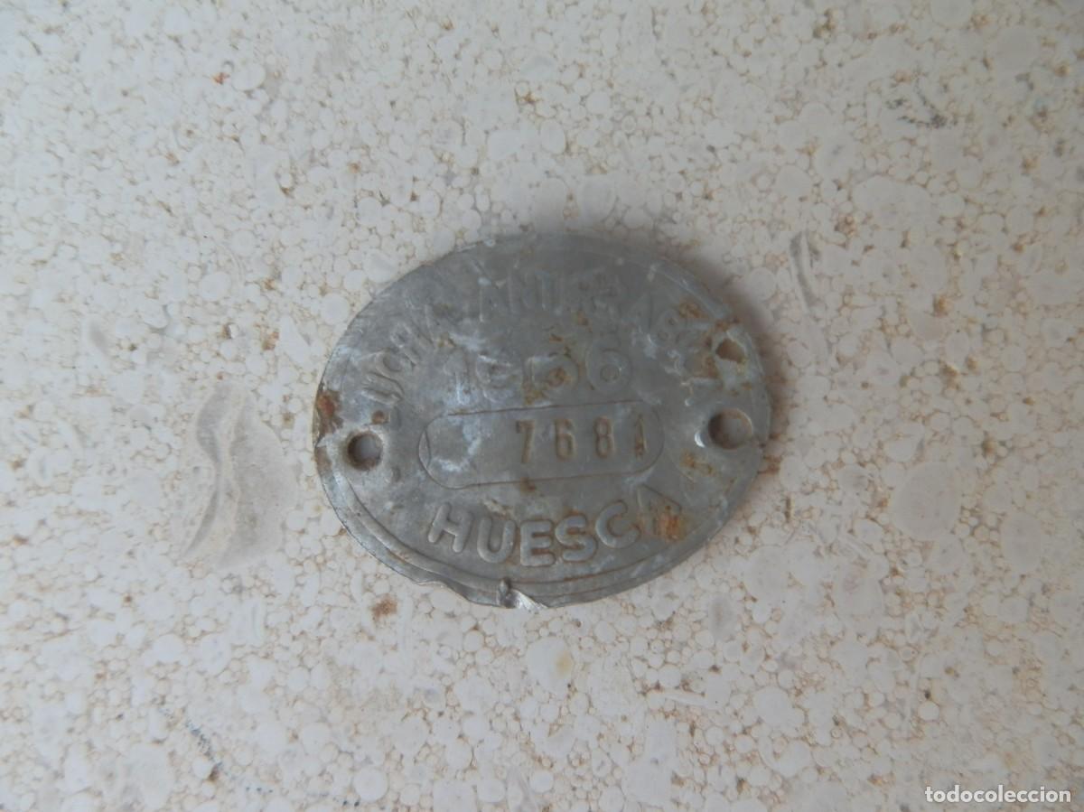 Monedas locales: PLACA LUCHA ANTIRR&Aacute;BICA 1966 HUESCA. - Foto 1