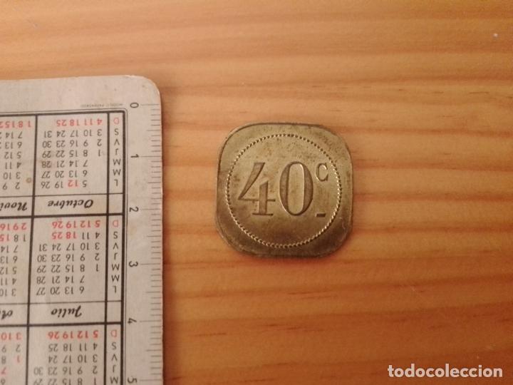 Monedas locales: Ficha de 40 c&eacute;ntimos - Foto 1