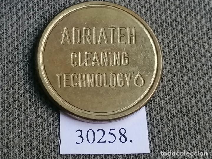 Monedas locales: Ficha, token, jet&oacute;n - Foto 1