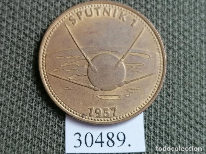 Monedas locales: ficha, token, jet&oacute;n - Foto 1