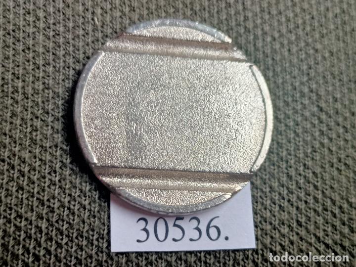 Monedas locales: ficha, token, jet&oacute;n - Foto 2