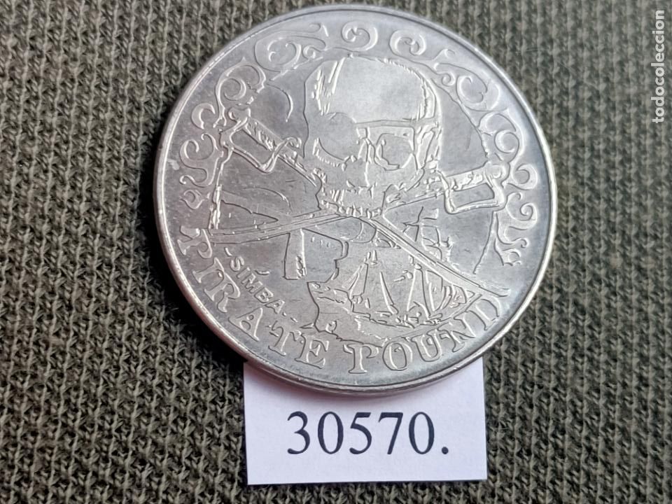 Monedas locales: Ficha, token, jet&oacute;n - Foto 1