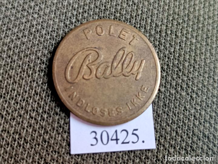 Monedas locales: Ficha, token, jet&oacute;n - Foto 1