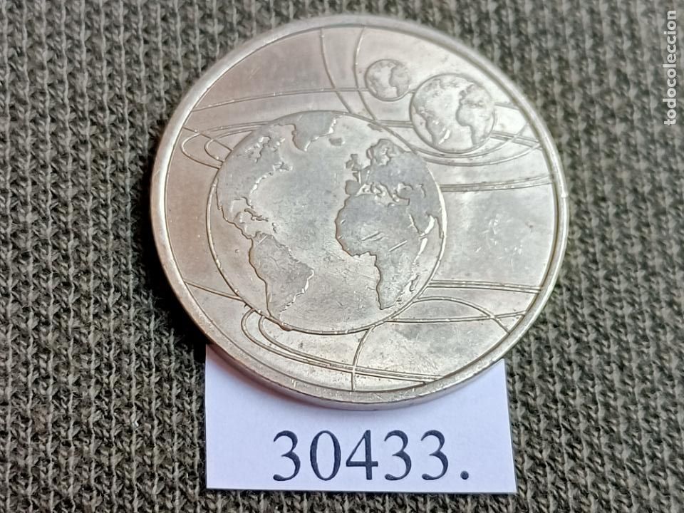 Monedas locales: Ficha, token, jet&oacute;n - Foto 1