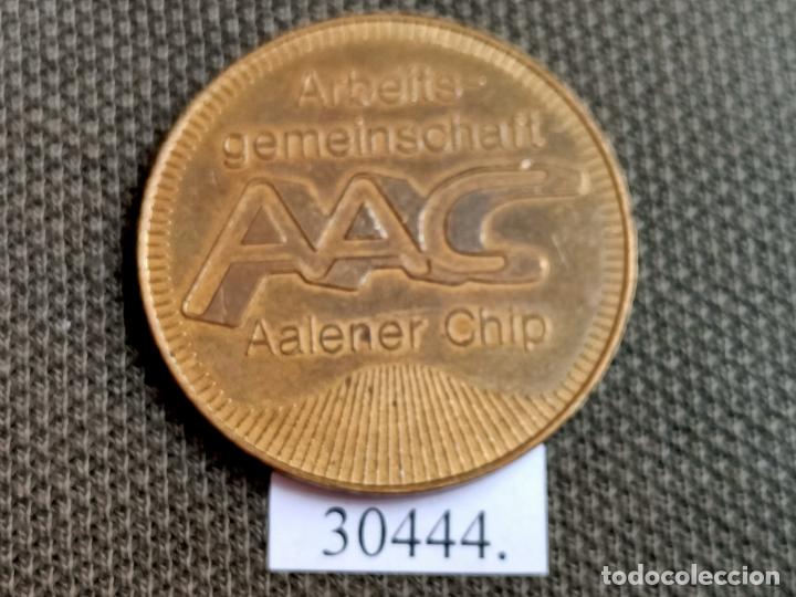 Monedas locales: Ficha, token, jet&oacute;n - Foto 1
