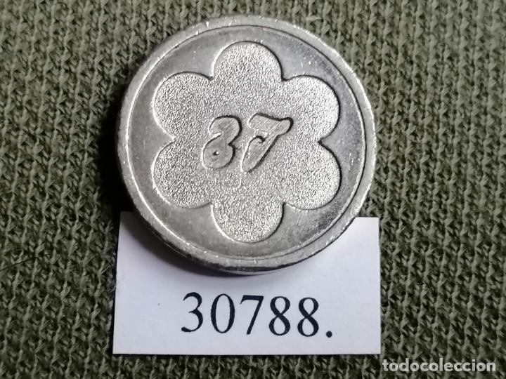 Monedas locales: Ficha 37 tipo 3, token, jeton - Foto 2