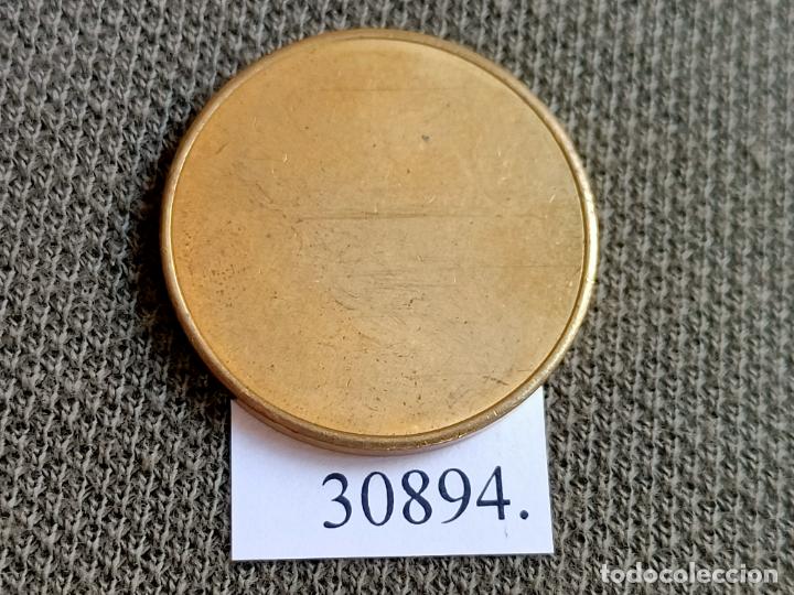 Monedas locales: ficha, token, jet&oacute;n - Foto 2