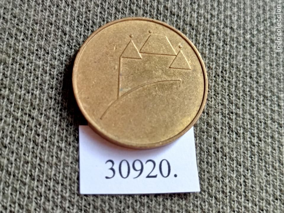 Monedas locales: ficha, token, jet&oacute;n - Foto 1