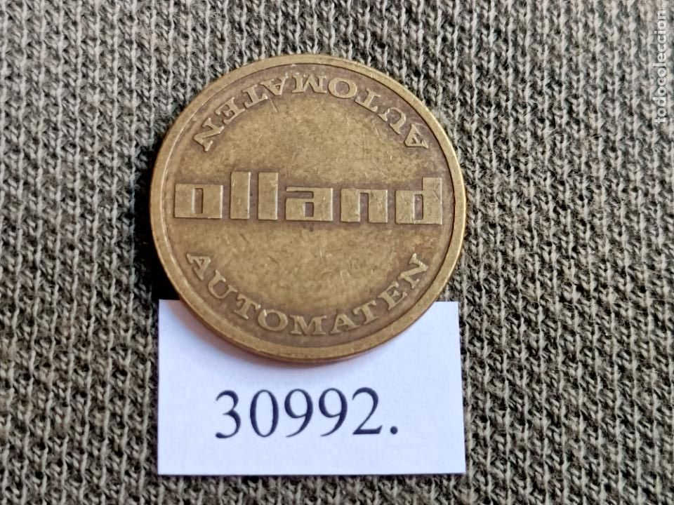 Monedas locales: ficha, token, jet&oacute;n - Foto 2