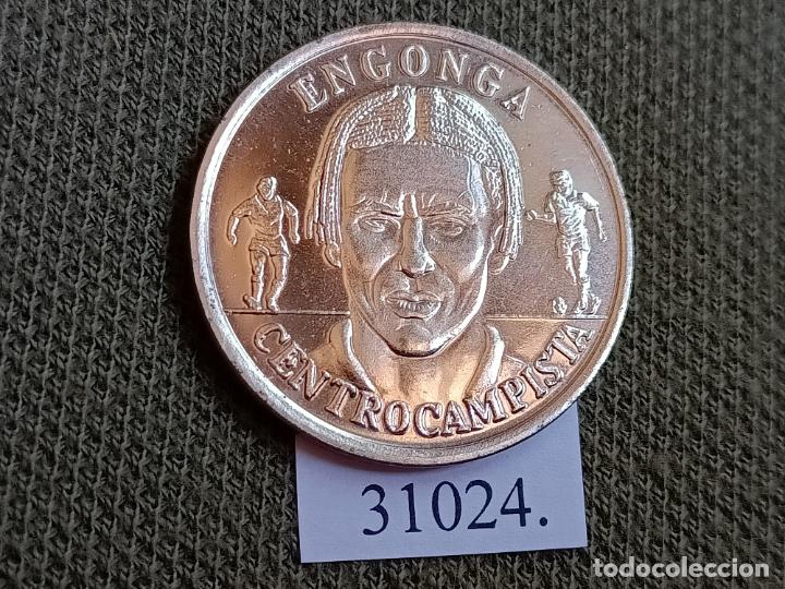 Monedas locales: Ficha f&uacute;tbol , Engonga, token, jeton - Foto 1
