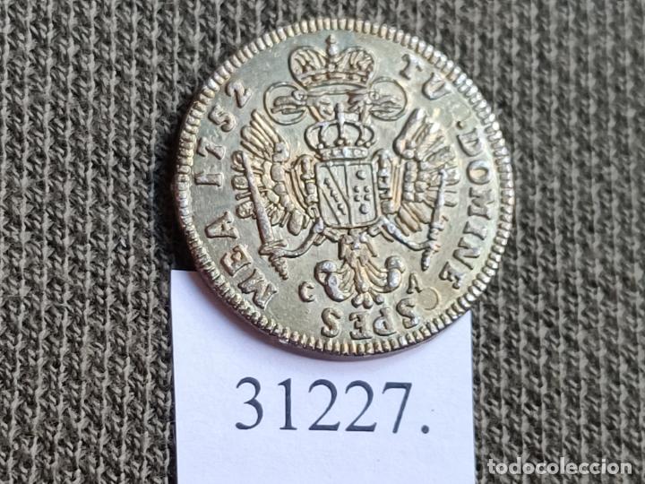 Monedas locales: Ficha de juego, jeton de cuenta, token - Foto 2