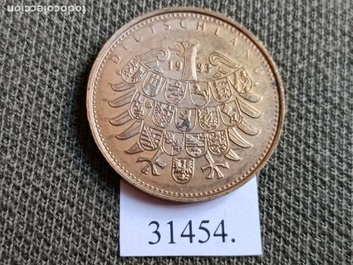 Monedas locales: ficha, token, jet&oacute;n - Foto 2