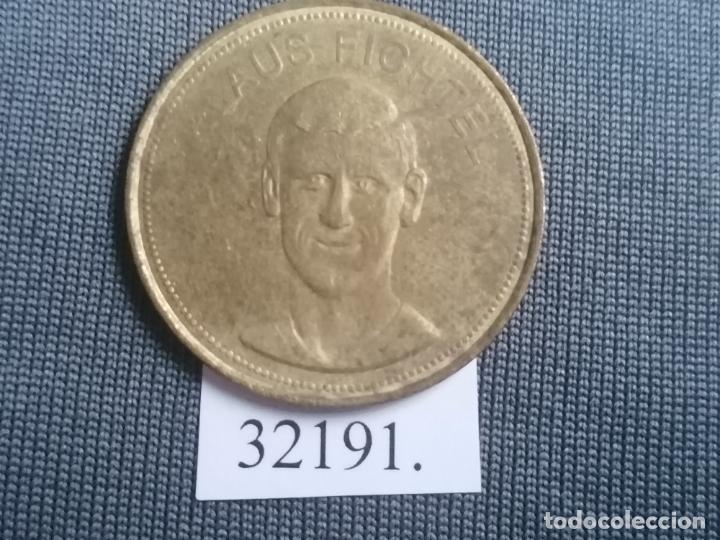 Monedas locales: ficha f&uacute;tbol , token, jet&oacute;n - Foto 1