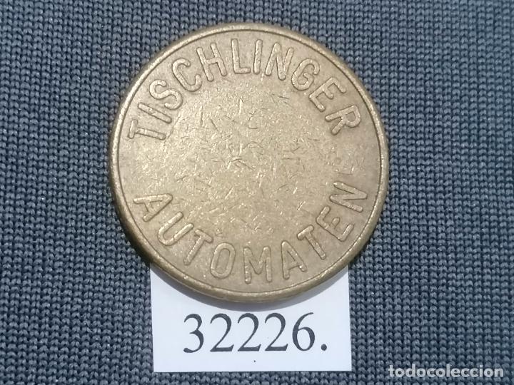 Monedas locales: ficha, token, jet&oacute;n - Foto 1