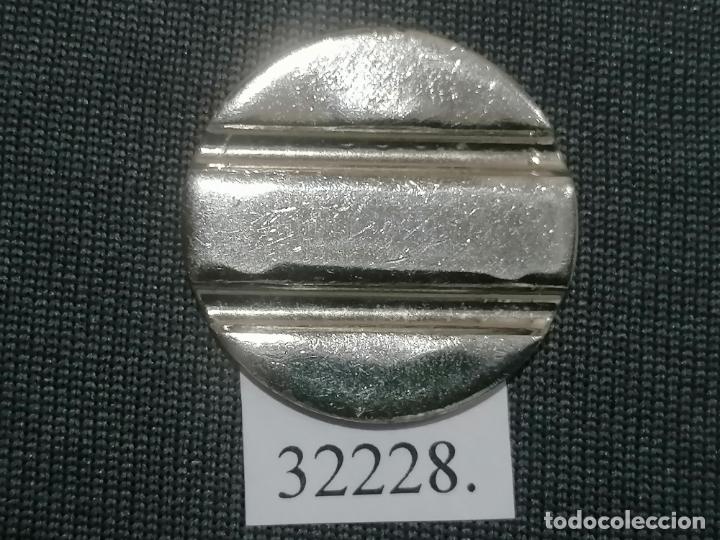 Monedas locales: ficha, token, jet&oacute;n - Foto 2