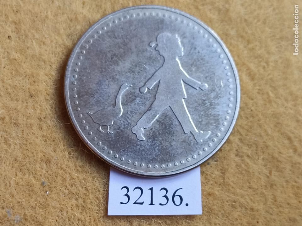 Monedas locales: ficha, token, jet&oacute;n - Foto 2