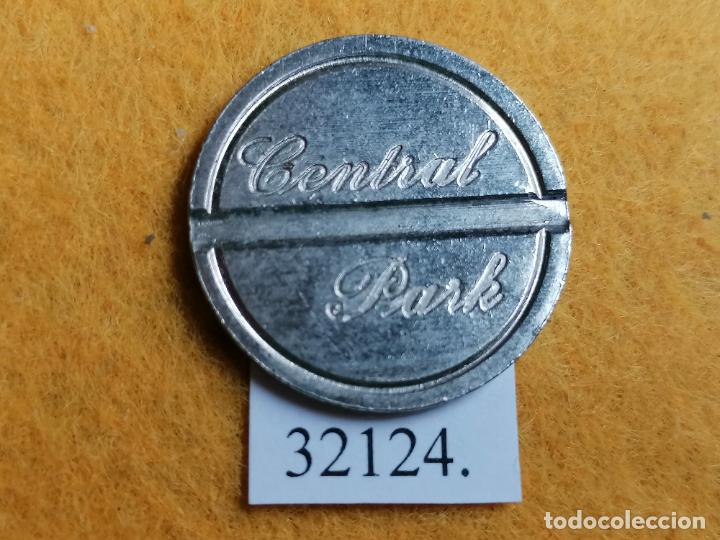 Monedas locales: ficha, token, jet&oacute;n - Foto 1