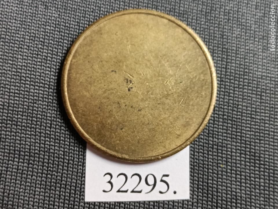 Monedas locales: ficha, token, jet&oacute;n - Foto 2