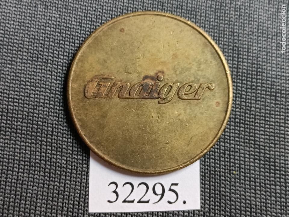 Monedas locales: ficha, token, jet&oacute;n - Foto 1