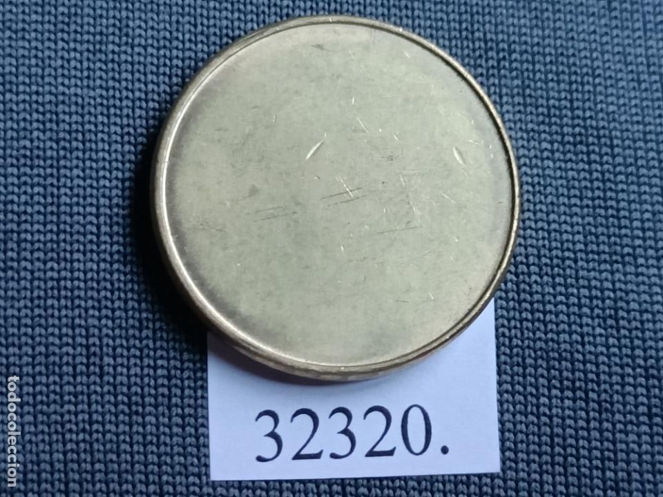 Monedas locales: ficha, token, jet&oacute;n - Foto 2