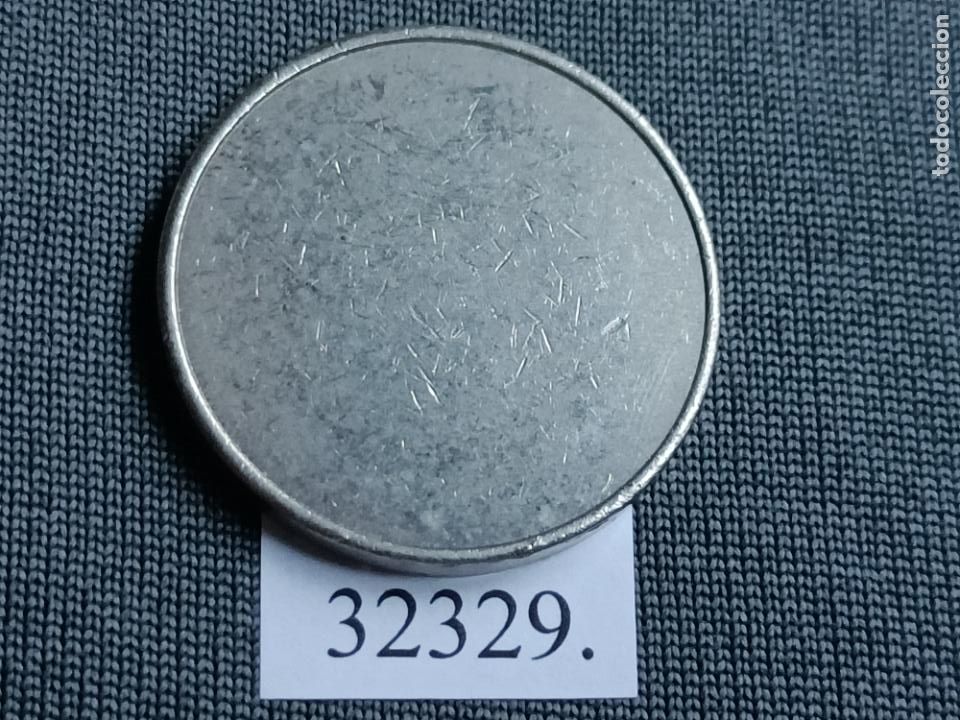 Monedas locales: ficha, token, jet&oacute;n - Foto 2