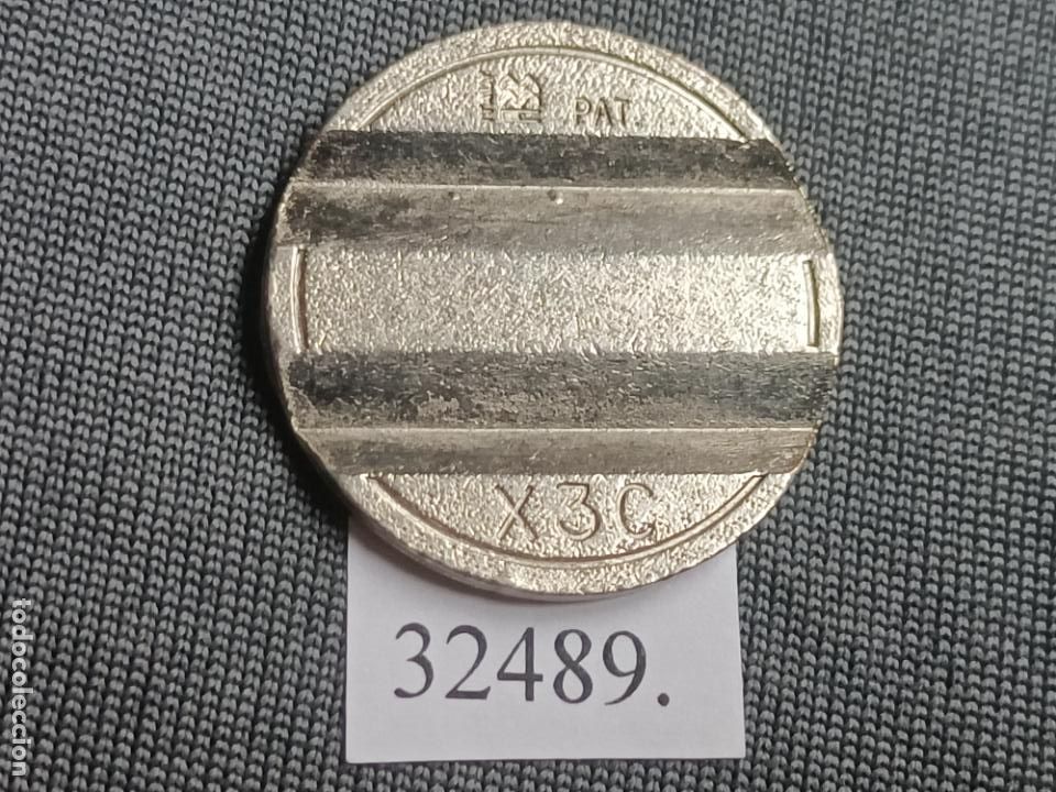 Monedas locales: ficha, token, jet&oacute;n - Foto 2