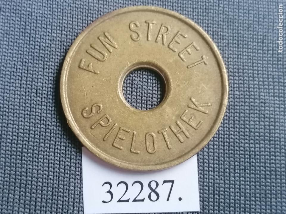 Monedas locales: Ficha , token, jeton - Foto 2