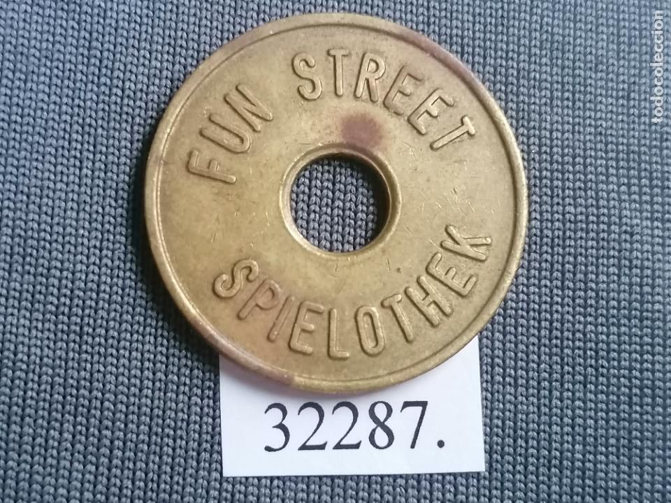 Monedas locales: Ficha , token, jeton - Foto 1