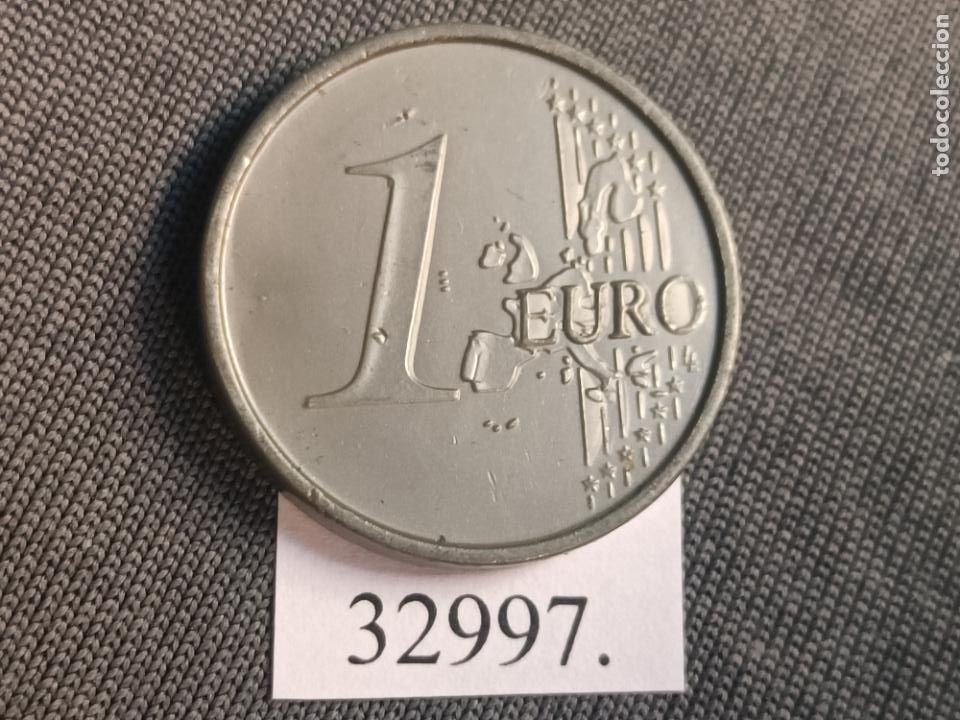 Monedas locales: ficha, token, jet&oacute;n - Foto 2