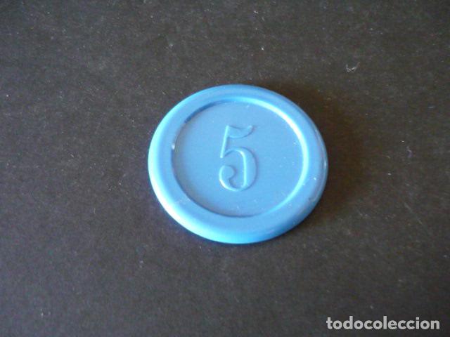 Monedas locales: FICHA DINERARIA EN PLASTICO CASINO VALOR 5 - Foto 1