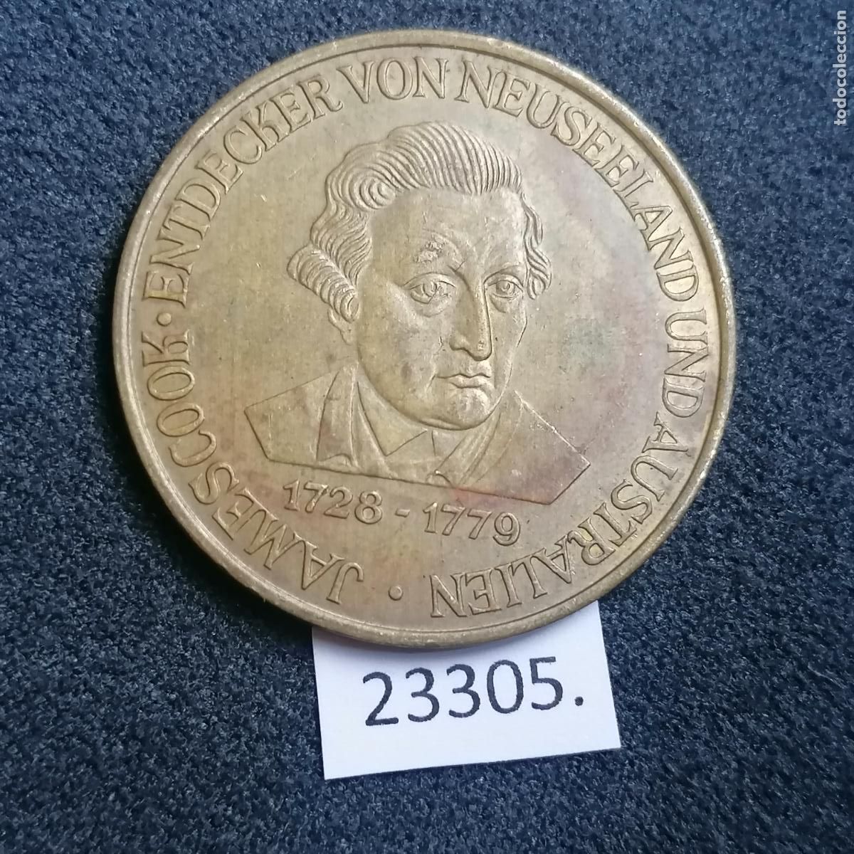Monedas locales: Ficha James Cook, token, jet&oacute;n - Foto 1