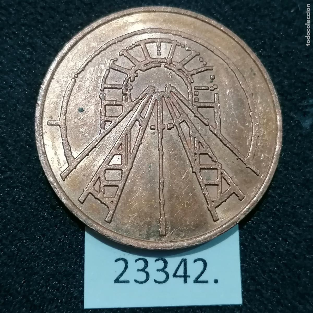 Monedas locales: ficha, token, jet&oacute;n. - Foto 1