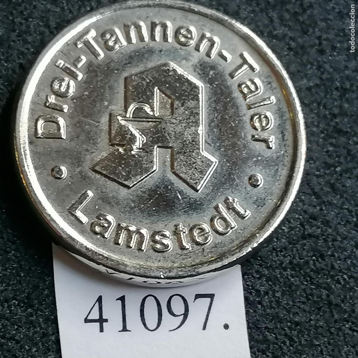 Monedas locales: ficha farmacia, token, jet&oacute;n - Foto 1