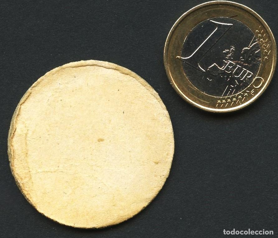 Monedas locales: CART&Oacute;N, DISCO, JOSEP POU, LLET PASTEURITZADA DEL GRAU, A, SIN VALOR - Foto 3